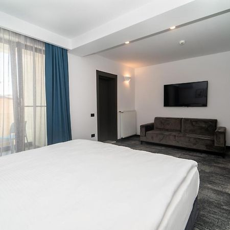 Hotel Vigo, Ефоріє-Норд Екстер'єр фото